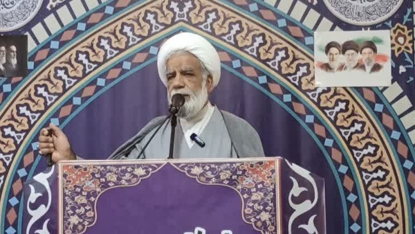 اگر استقامت کنیم و در میدان حاضر باشیم و تکلیف خود را درست انجام دهیم قطعاً پیروز میدان خواهیم بود