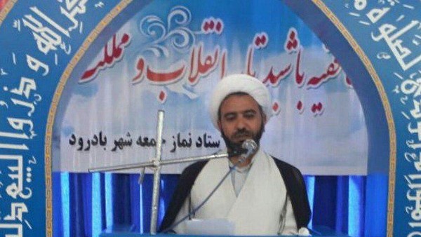 امام جمعه موقت بادرود: قانون اعزام بیماران به شاهین شهر مدبرانه نیست/ مسئولان در مقوله بصیرت و بیداری از مردم عقب نمانند