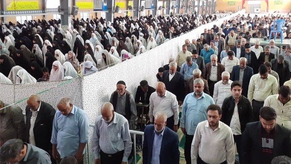 امام جمعه رفسنجان : بهانه فتنه و آشوب، به دست دشمن ندهیم
