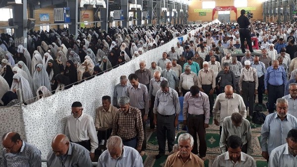 امام جمعه رفسنجان مطرح کرد : هفته دولت فرصتی است برای توجه به خواسته مردم