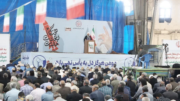 دشمن تلاش می‌کند با «اختلاف‌افکنی» به اهداف پلید خود دست پیدا کند / در ایران تندرو و میانه‌رو وجود ندارد! همه ما یک خدا، یک رهبر، یک ملت و یک راه داریم و آن هم راه پیروزی ایران عزیزتر از جان