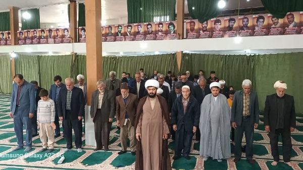 خودم و همه شما بندگان خدا را به رعايت تقواي إلهي و نظم در امور سفارش ميکنم که سفارشی والاتر از این مهم در عالم هستی وجود ندارد.