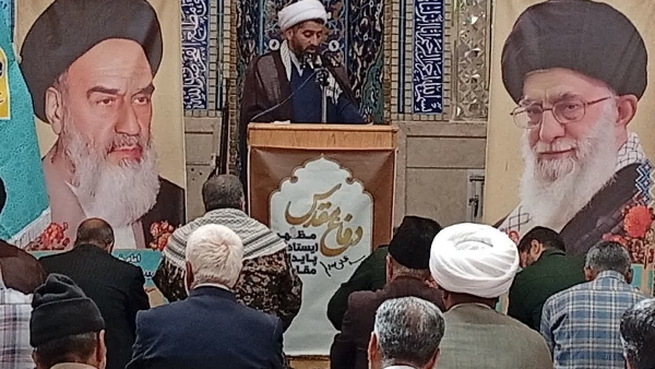 دولت در همه موضوعات بویژه مسأله مذاکره وفق نگاه رهبری حرکت کند و این چارچوب عزتمندانه را مقید باشند