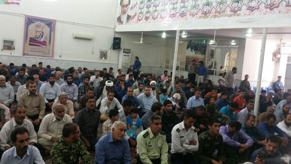 هنوز همه رهبر ما آن نوجوان سیزده ساله است که با نازنجک تانک دشمن را منهدم کرد