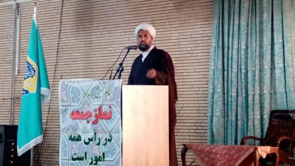 امام جمعه ارزوئیه مطرح نمود ؛ امنیت کشور در سایه وحدت نیروهای انتظامی و امنیتی شکل گرفته است