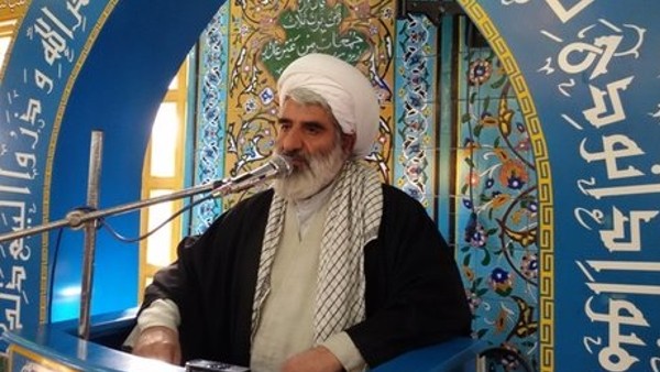 امام جمعه بادرود: معلوم نیست این مشکلات اقتصادی کی قرار است حل شود/ مردم خون ندادند تا عده ای به آلاف و الوف برسند