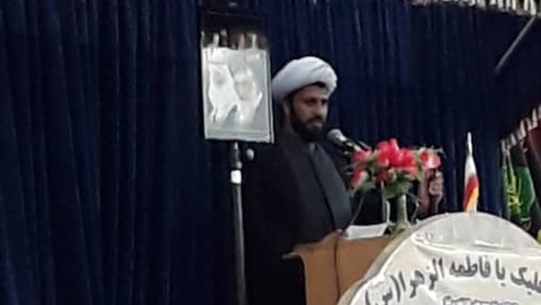 به لطف الهی آمریکایی‌ها با رفتارهای خودشان رسوا شدند
