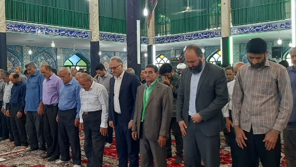 گلایه امام‌جمعه بادرود از کمبود نان در این شهر