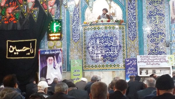 این انقلاب که ثمره خون شهیدان است باید حفظ شود ومسئولین به فکر مردم باشند کمبودها ونقایص را برطرف کنند