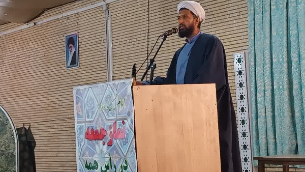 امام جمعه ارزوئیه مطرح نمود؛ تحكيم بنيان خانواده لازمه تربيت صحيح فرزندان است