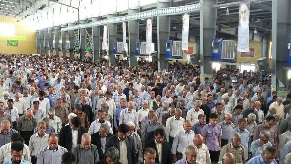 امام جمعه رفسنجان گفت:دستگاه قضا برای بررسی ویژه و دور از فرصت زمانی زیاد به بحث فتنه گران و آشوبگران بپردازد و دل ملت بزرگ ایران اسلامی را شاد کند