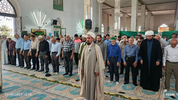 نماز؛به روح تقوا در جامعه جان تازه می بخشد.