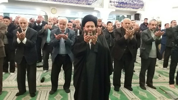 حجت الاسلام والمسلمین سیدمصطفی محمدی:ملت ایران  می آیند تا در مقابل فقر و فحشا ایستادگی کنند که یک عده ای به دنبال ایجاد فقر در جامعه هستند و یک عده ای به دنبال اشاعه فحشا و بی حیایی و بی دینی در اجتماع هستند که هردو برنامه مکمل هم هستند تا نظام را به چالش بکشانند و بدانند که ملت ایران در آینده نزدیک جواب هردو گروه را خواهند داد(تکبیرحضار)