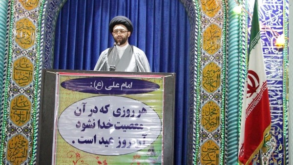 رئیس جمهور آمریکا یک کار تاسف برانگیزی انجام داد آن هم به رسمیت شناختن حکومت رژیم صهیونیستی بر بلندی های جولان است
