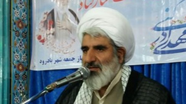 امام‌جمعه بادرود: دستگیری از نیازمندان جزو فرهنگ دینی ماست