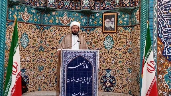 تشکر می‌کنیم از مجلس شورای اسلامی که قانون مالیات بر خانه‌های خالی و داره تصویب می کنه