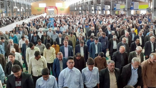 امام جمعه رفسنجان در خطبه های نماز جمعه مطرح کرد: افزایش یکباره قیمت بنزین سوء مدیریت بود