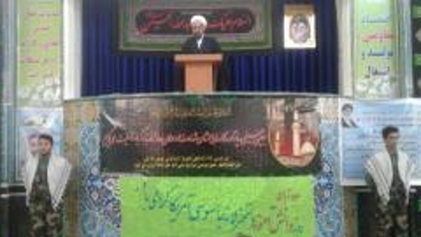امام جمعه بیله سوار گفت: صدا و سیمای مرکز استان تلاش های انجام گرفته در موکب مرزی شهرستان بیله سوار در خصوص احسان و پذیرایی از زائرین اربعین جمهوری آذربایجان را هم پوشش دهد