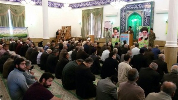 امام جمعه شهرستان عباس آباد حاج آقامحمدی:امروز می بینیم کمونیسم ازبین رفت،لیبرالیزم و مکتب سرمایه داری امریکا درحال فروپاشی است اما انقلاب ماندگار است.