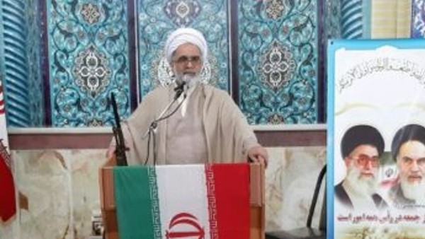 جوانان موتور محرک انقلاب‌اند/ دوام نیاوردن آسفالت بیش از یک ماه نشان از هدر رفت بیت المال است/ در جلسات خصوصی به مسئولان تذکر می‌دهم.