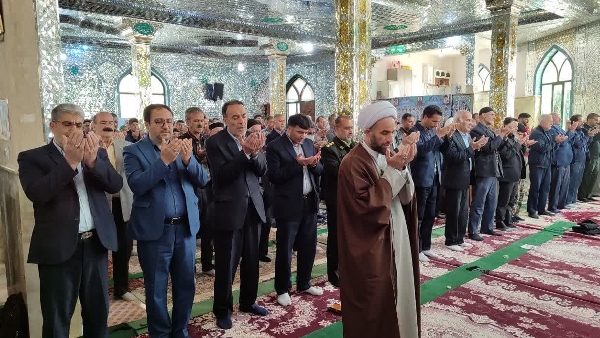 عزت ازآن خدا و رسول خدا ص و مومنین است.