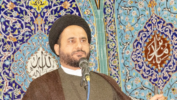 امام جمعه گچساران: دشمن پس از شکست در جنگ سخت به جنگ ترکیبی روی آورده است/ تفکر غرب‌گرا دیگر نباید در مدیریت کشور نفوذ کند