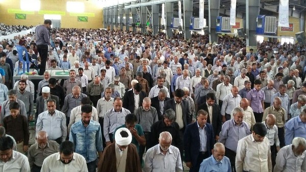 مبارزه با خشونت و افراطی گری از خصلت های بارز مسلمانان است