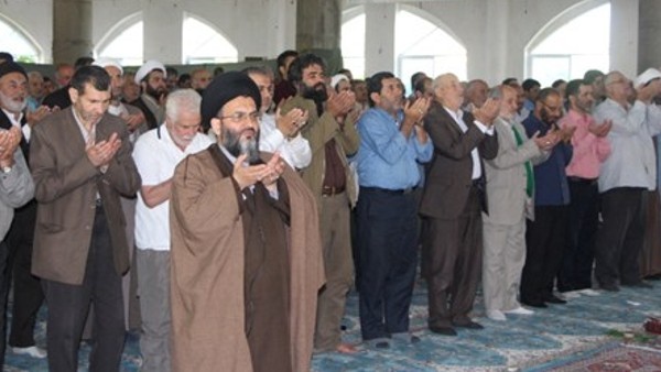 حاج آقامحمدی:نمایندگان آن روز خط شان عوض نمی شد خط شان انقلاب بود ،خط شان خدمت به موکلین و مردم بود خط شان مصلحت انقلاب بود ،خط شان اطاعت از امام و رهبری انقلاب و ولایت بود،عمل شان خوشنودی قبل امام بود، مجلس آن روز برای سفر خارجی و برای همراهی با تیم ملی فوتبال و تفریحات خودشان و رای گیری و قرعه کشی نمی کردند.