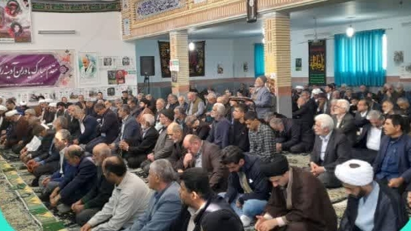 مردم‌ از تولید داخلی حمایت کنند