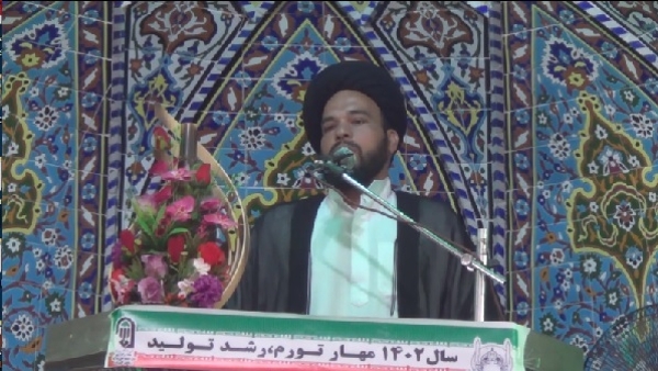 خداوند در آیه ۲۶ سوره اعراف، تقوا را بعنوان لباس و بهترین لباس و چیزی که برای انسان خیر است معرفی میکند.